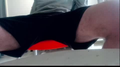 Snapshot of ssenzo chatting on February 6, 8:39 am ssenzo online show from February 6, 8:39 am