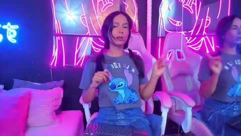 staarlightt online show from October 20, 9:04 pm