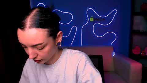 stacey_queen online show from December 15, 10:41 am