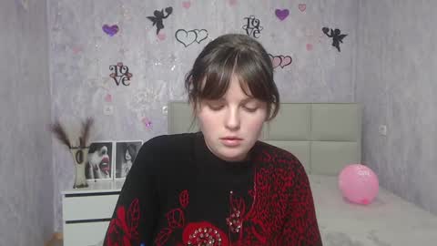 Stacey online show from February 8, 6:33 am