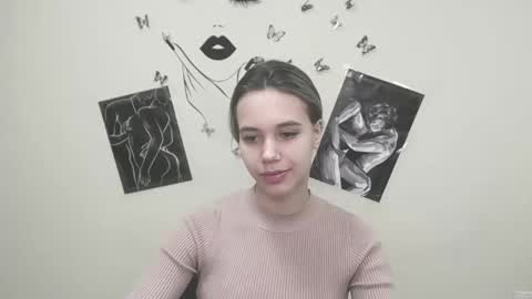 Snapshot of stacy_gr chatting on December 22, 7:33 am Stacy online show from December 22, 7:33 am