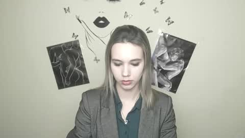 Snapshot of stacy_gr chatting on December 23, 2:07 pm Stacy online show from December 23, 2:07 pm