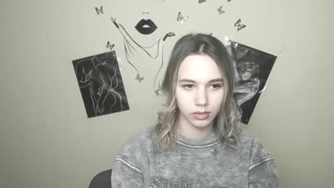 Snapshot of stacy_gr chatting on December 24, 2:01 pm Stacy online show from December 24, 2:01 pm