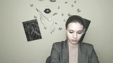 Snapshot of stacy_gr chatting on January 12, 1:16 pm Stacy online show from January 12, 1:16 pm