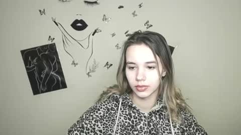 Snapshot of stacy_gr chatting on March 5, 8:10 am Stacy online show from March 5, 8:10 am