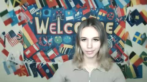 Snapshot of stacy_gr chatting on September 12, 3:23 pm Stacy online show from September 12, 3:23 pm