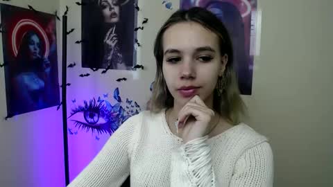 Snapshot of stacy_gr chatting on October 14, 6:14 am Stacy online show from October 14, 6:14 am