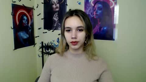 Snapshot of stacy_gr chatting on October 21, 12:06 pm Stacy online show from October 21, 12:06 pm