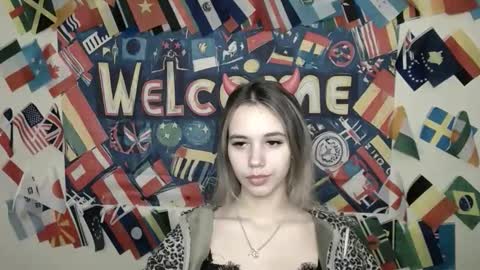 Snapshot of stacy_gr chatting on October 31, 8:04 am Stacy online show from October 31, 8:04 am