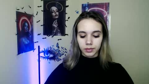 Snapshot of stacy_gr chatting on November 17, 7:14 am Stacy online show from November 17, 7:14 am