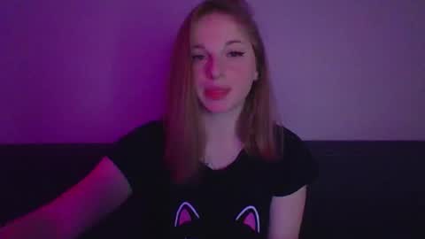 Snapshot of star_girlish chatting on November 4, 7:02 pm star_girlish online show from November 4, 7:02 pm