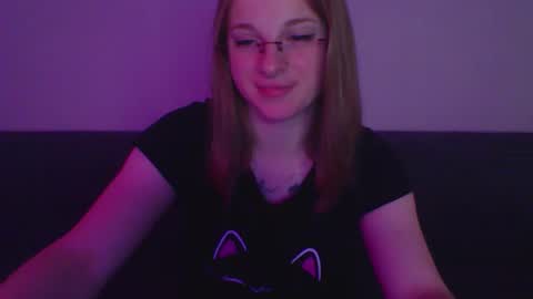 Snapshot of star_girlish chatting on November 5, 7:58 pm star_girlish online show from November 5, 7:58 pm