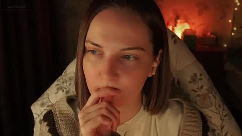 Alice online show from March 9, 7:05 pm