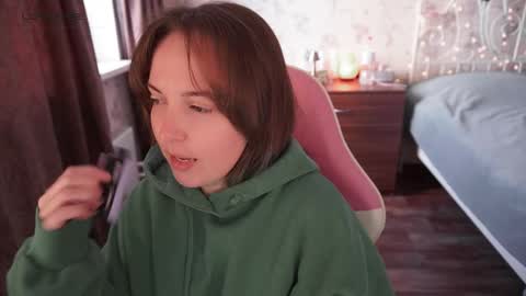 Alice online show from October 12, 8:57 am