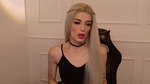 star_storm online show from February 8, 12:17 am