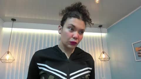 Stark Jones online show from October 24, 12:01 pm