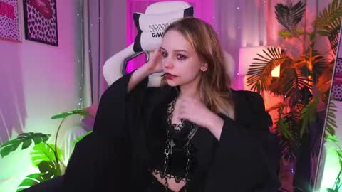 MONICA online show from October 15, 2:06 pm