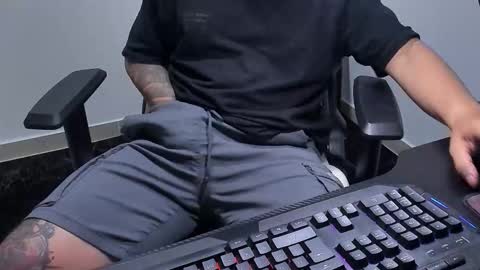 Snapshot of stebankechimba chatting on October 18, 3:31 am Stebankechimba online show from October 18, 3:31 am