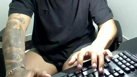 Snapshot of stebankechimba chatting on November 14, 2:32 am Stebankechimba online show from November 14, 2:32 am