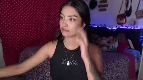 Im MiaIts my first day here  online show from December 25, 12:48 am