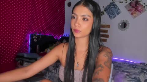 Im MiaIts my first day here  online show from January 20, 1:18 am