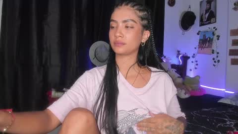 Im MiaIts my first day here  online show from February 9, 3:32 am