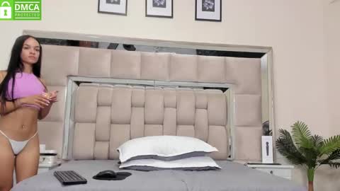 Stefany online show from January 23, 11:15 pm