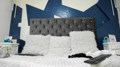 Snapshot of stefany_adams_ chatting on November 27, 3:03 pm Stefany online show from November 27, 3:03 pm