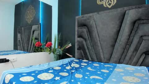 Snapshot of stefany_bro chatting on September 27, 11:37 am Stefany Brown online show from September 27, 11:37 am