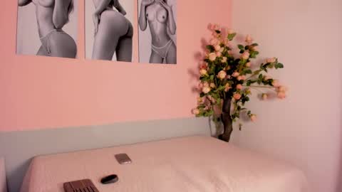 Snapshot of stefany_gonzales_ chatting on November 24, 11:21 am Stefany online show from November 24, 11:21 am