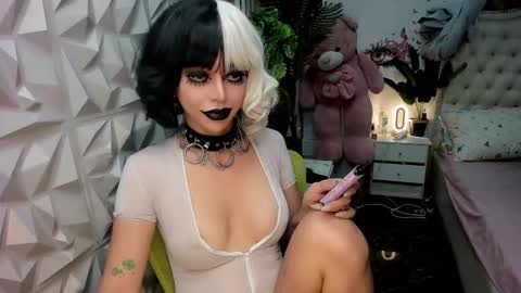 Jane online show from November 19, 5:57 pm