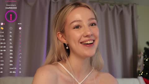 Snapshot of stela_artois chatting on January 2, 1:06 am My name is Stella Nice to meet you Fav Pattern is 111 boobs are real online show from January 2, 1:06 am