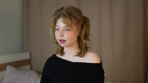 Snapshot of stela_vanila chatting on September 12, 11:15 pm Stella online show from September 12, 11:15 pm