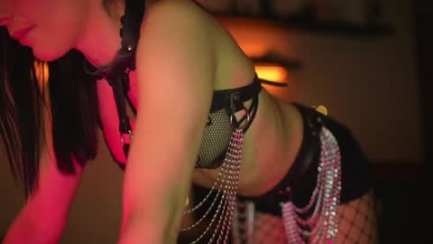 Stella online show from December 30, 5:48 am