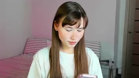 Snapshot of stella_sunny chatting on September 24, 4:32 pm stella_sunny online show from September 24, 4:32 pm