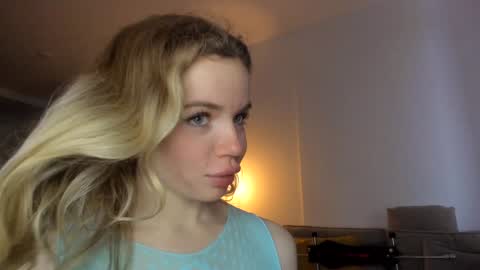 Asella online show from December 15, 9:13 am