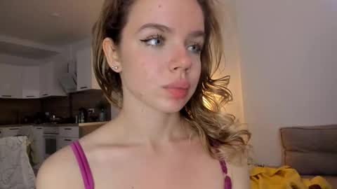 Asella online show from September 15, 8:47 am