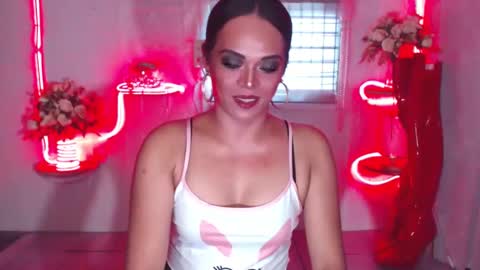 stella online show from December 16, 3:30 am