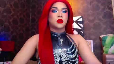 CALL ME STELLA online show from December 6, 9:54 am