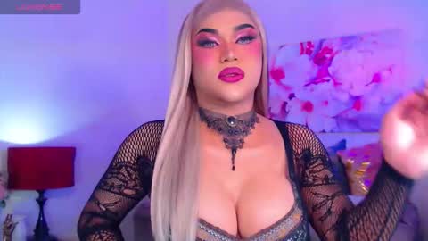 CALL ME STELLA online show from October 20, 12:44 am