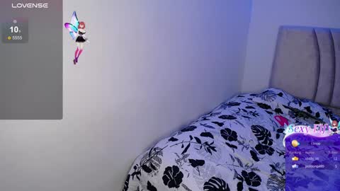 Emma online show from December 1, 7:47 pm