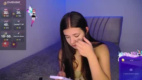 Emma online show from December 10, 7:43 pm