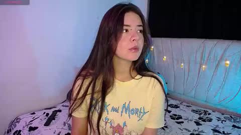 Emma online show from December 15, 1:54 am