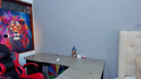 Stephane Rouss online show from October 6, 7:44 pm