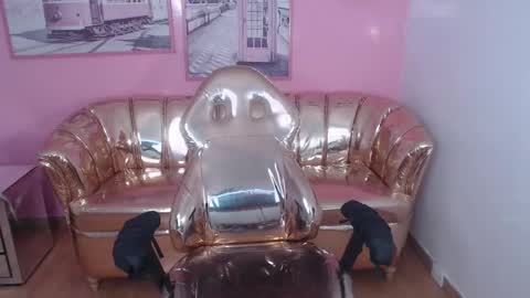 Snapshot of stephania_t chatting on January 31, 1:45 pm Stephania online show from January 31, 1:45 pm