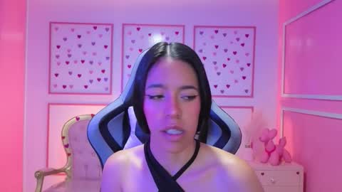 Snapshot of stephania_t chatting on September 11, 11:54 am Stephania online show from September 11, 11:54 am