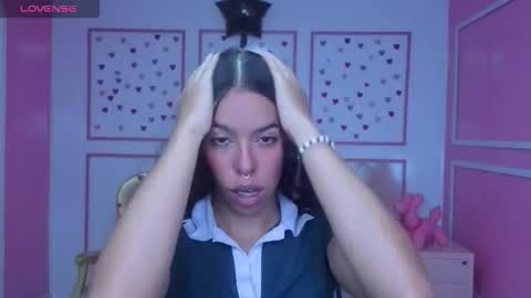 Snapshot of stephania_t chatting on November 4, 12:37 pm Stephania online show from November 4, 12:37 pm