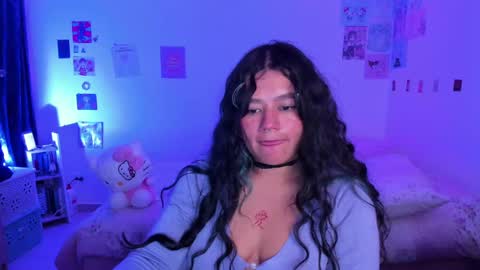 Stephanie  online show from December 28, 3:37 am