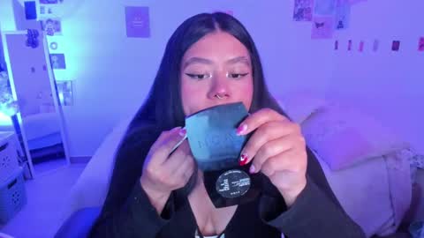 Stephanie  online show from January 18, 2:47 am