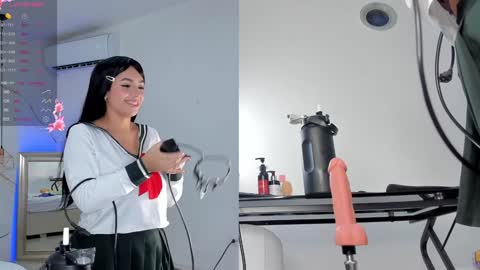 Snapshot of stephanysc chatting on February 2, 5:32 am Stefanny online show from February 2, 5:32 am